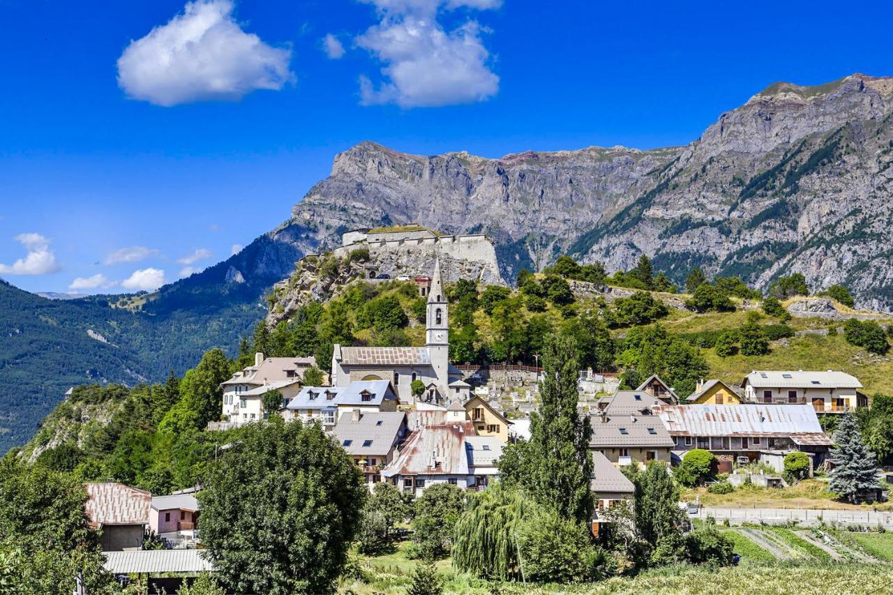 L'Auberge Saint-Vincent-les-Forts Exteriör bild